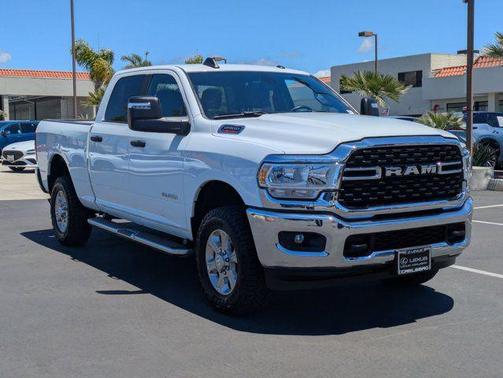 Bright White Clearcoat 2024 RAM 2500 Big Horn