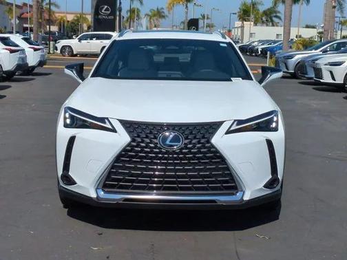 2026 Lexus UX 300h Base