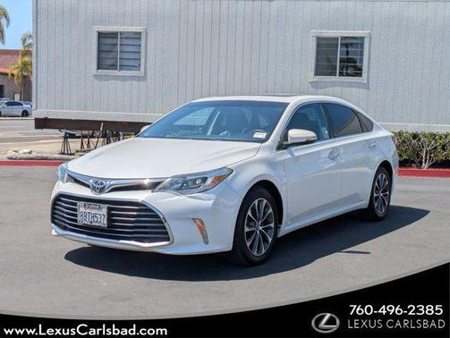 Blizzard Pearl 2016 Toyota Avalon XLE Plus
