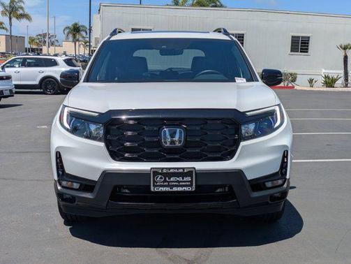 Platinum White Pearl 2023 Honda Passport Elite