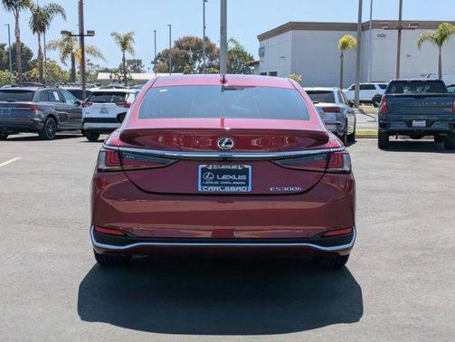 Matador Red Mica 2024 Lexus ES 300h Base