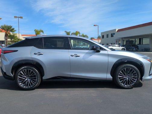 2023 Lexus RZ 450e 450e Premium