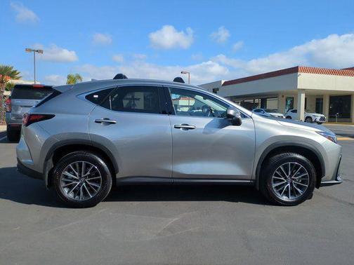 2025 Lexus NX 350h Premium
