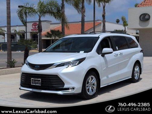 Wind Chill Pearl 2022 Toyota Sienna XLE