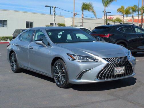 2024 Lexus ES 300h Base