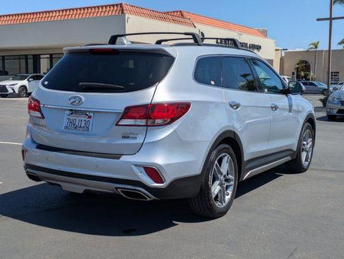 Circuit Silver 2017 Hyundai SANTA FE Limited Ultimate