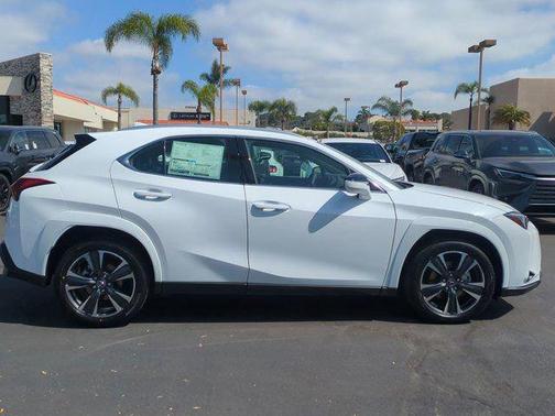 2026 Lexus UX 300h Premium