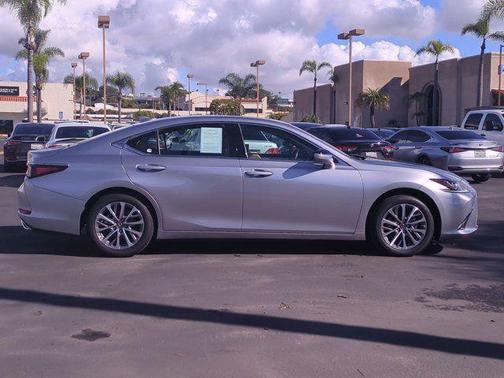2025 Lexus ES 350 Base