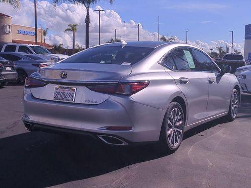 2025 Lexus ES 350 Base