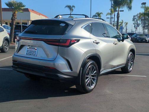 2025 Lexus NX 350h Premium