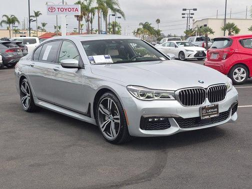 Glacier Silver Metallic 2017 BMW 750 I