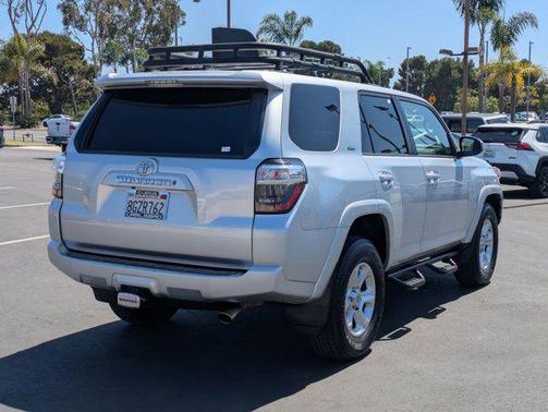 Classic Silver Metallic 2019 Toyota 4Runner SR5