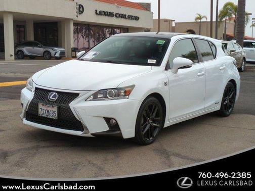 Ultra White w/Black Roof 2016 Lexus CT 200h Base