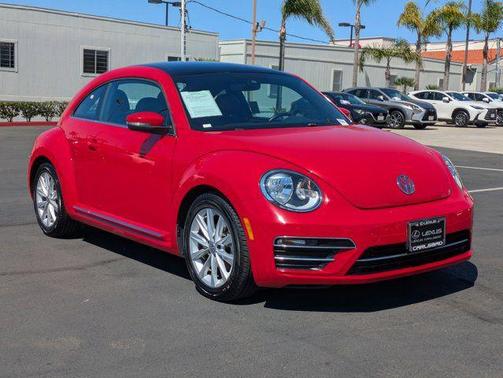 2018 Volkswagen Beetle 2.0T SE