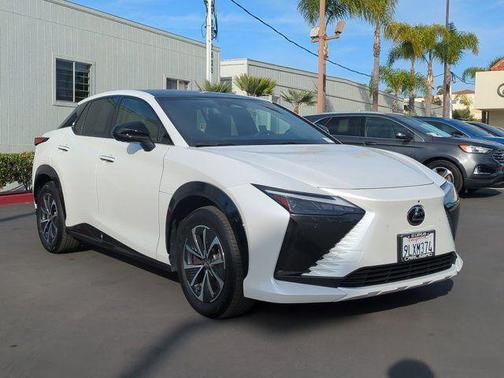 2023 Lexus RZ 450e Premium