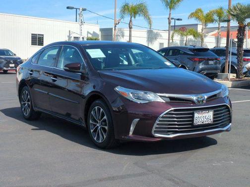 2018 Toyota Avalon XLE Plus