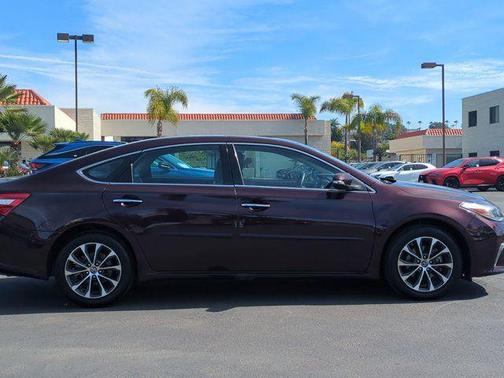 2018 Toyota Avalon XLE Plus