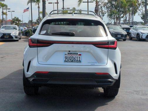 2025 Lexus NX 350h 350h Premium