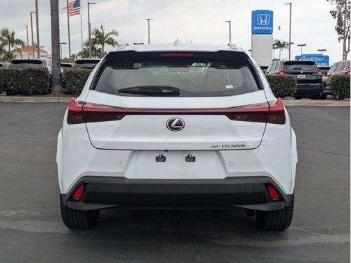 Ultra White 2026 Lexus UX 300h Premium