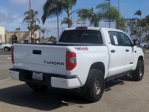 Super White 2019 Toyota Tundra SR5