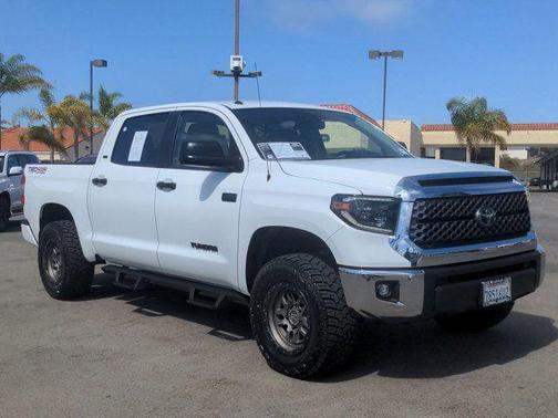 Super White 2019 Toyota Tundra SR5
