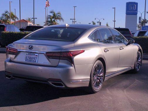 2022 Lexus LS 500 Base