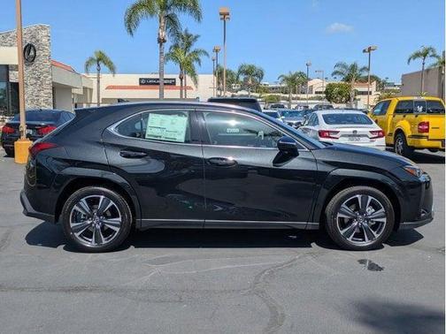 Caviar 2026 Lexus UX 300h Premium