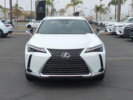 2026 Lexus UX 300h Base