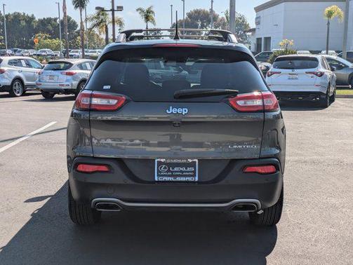 Granite Crystal Metallic Clearcoat 2017 Jeep Cherokee Limited