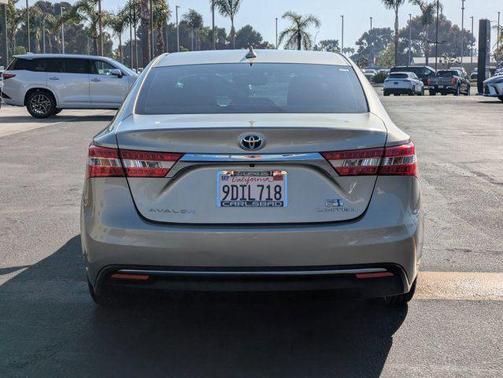 Champagne Mica 2013 Toyota Avalon Hybrid Limited
