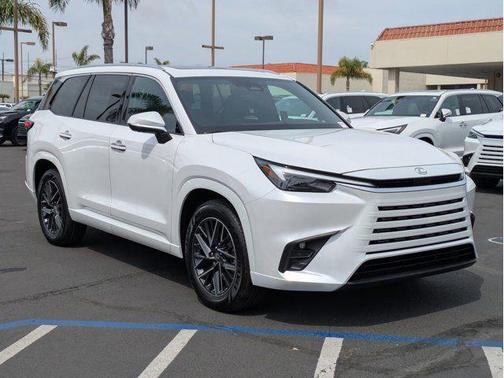 Wind Chill Pearl 2026 Lexus TX 350 Premium