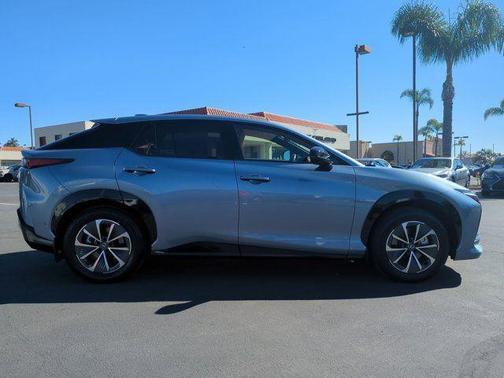2023 Lexus RZ 450e 450e Premium