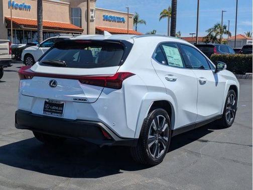 Ultra White 2026 Lexus UX 300h Premium