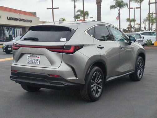 2025 Lexus NX 350h Premium