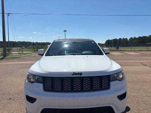 2017 Jeep Grand Cherokee Altitude