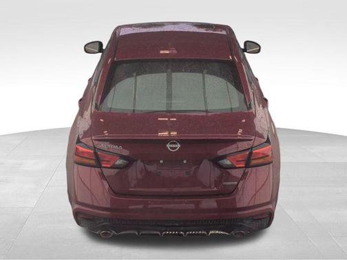 2024 Nissan Altima 2.0 SR