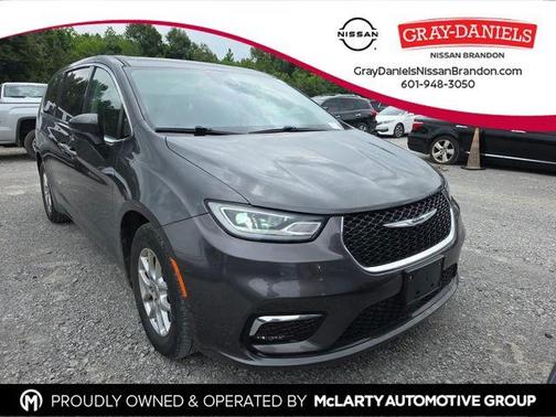 Crystal Metallic 2023 Chrysler Pacifica Touring-L