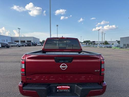 2024 Nissan Frontier SV