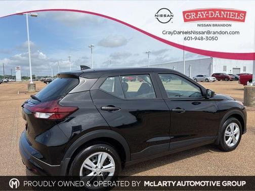 2025 Nissan Kicks Play S