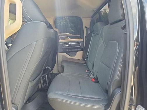 Black Forest Green Pearlcoat 2019 RAM 1500 Big Horn