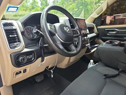 Black Forest Green Pearlcoat 2019 RAM 1500 Big Horn