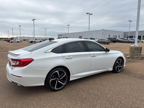 2022 Honda Accord Sport 2.0T