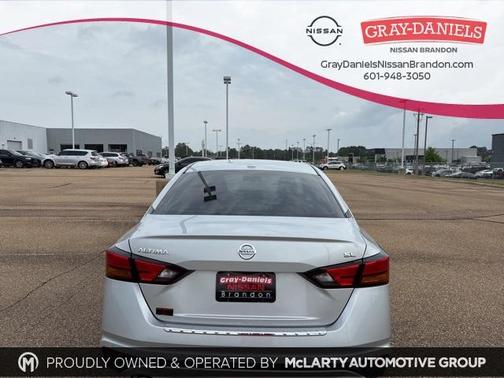 2022 Nissan Altima 2.5 SL