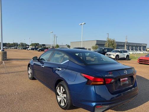 2024 Nissan Altima 2.5 S