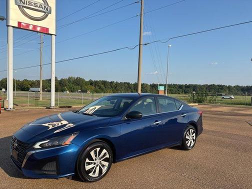 2024 Nissan Altima 2.5 S