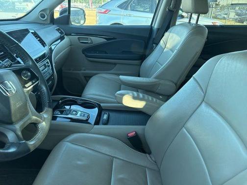 2021 Honda Pilot Touring 7-Passenger