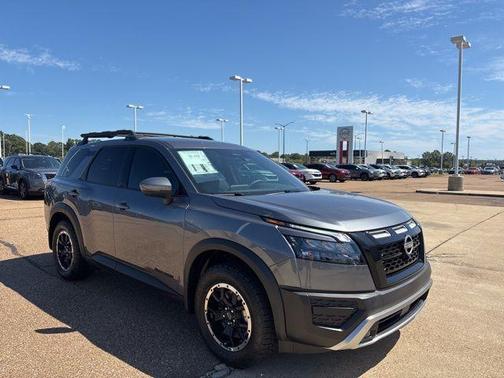 2025 Nissan Pathfinder Rock Creek