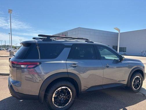 2025 Nissan Pathfinder Rock Creek