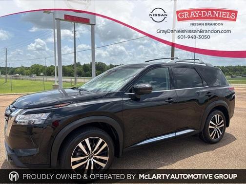 2024 Nissan Pathfinder Platinum