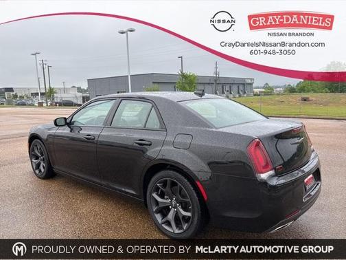 2023 Chrysler 300 S